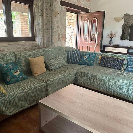 Villa Constantis Kalamákion Екстериор снимка