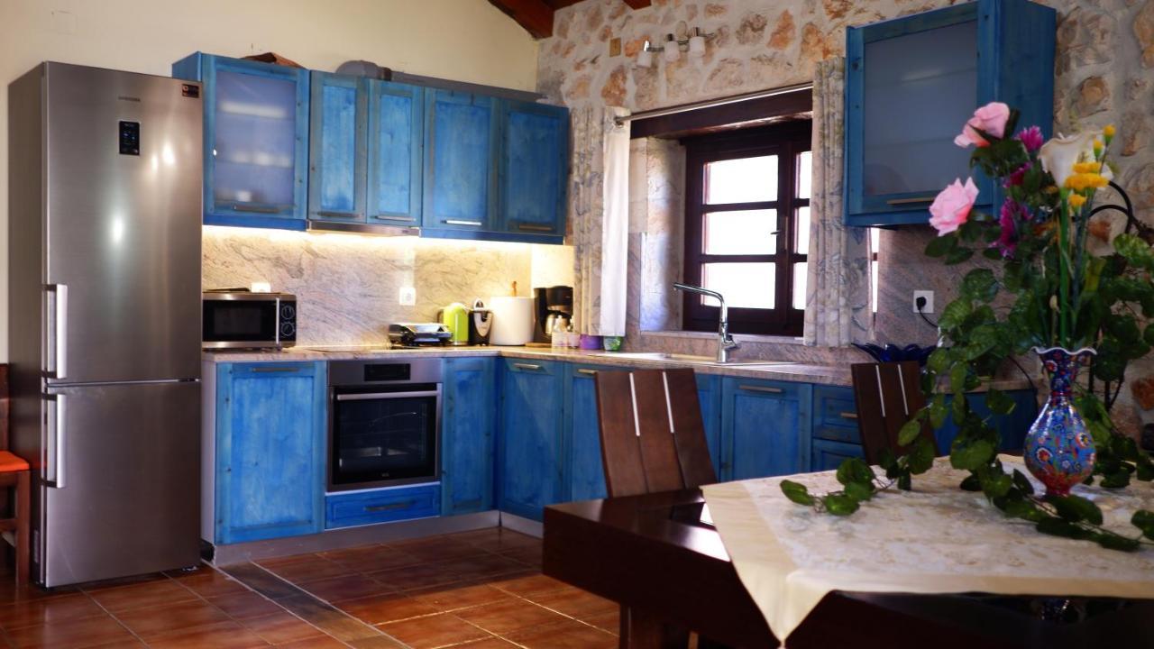 Villa Constantis Kalamákion Екстериор снимка