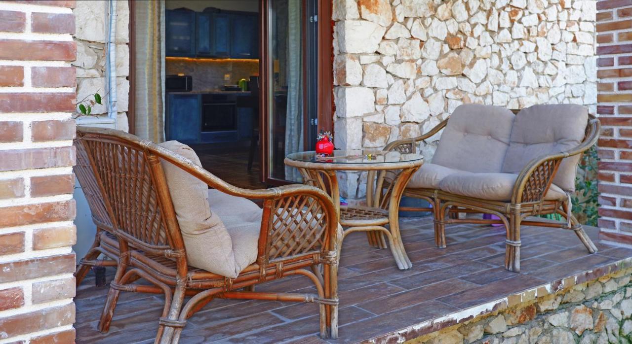 Villa Constantis Kalamákion Екстериор снимка